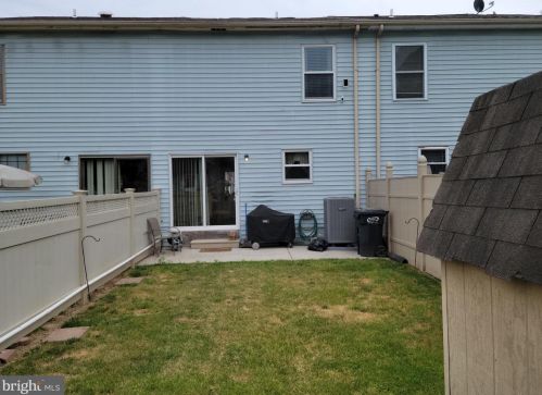 86 Shetland Way, New Castle DE  19720-6514 exterior