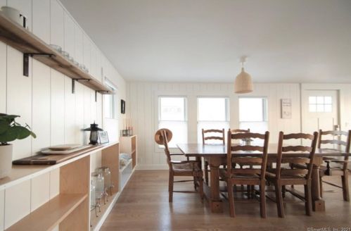 39 Point Beach Dr, Milford, CT 06460-7642