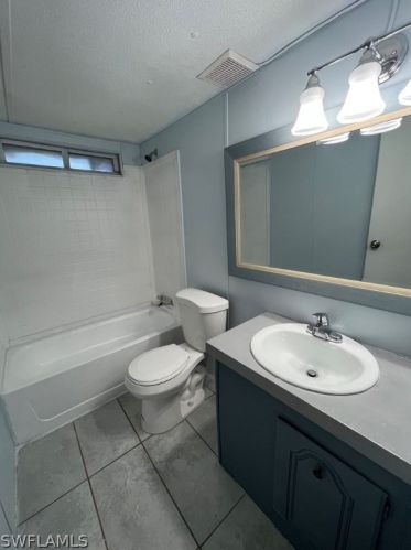1020 Canopy Ln, Moore Haven FL  33471-5602 exterior