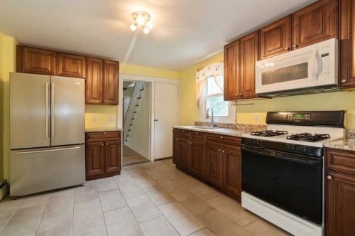1460 Route 9w, Marlborough, NY 12542-5425