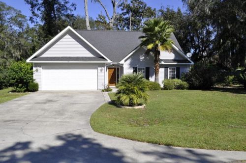 62 Westminister Pl, Beaufort, SC 29907-1968