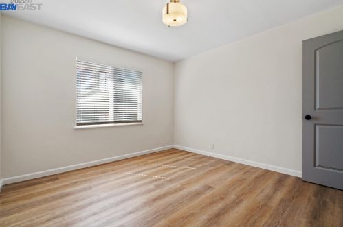 3401 Dakota St, Oakland CA 94602-3801 exterior