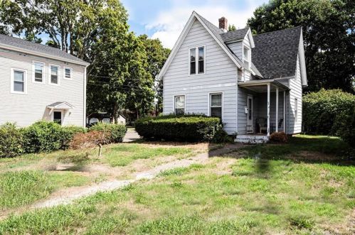45 Cottage St, Manchester, CT 06040-5415