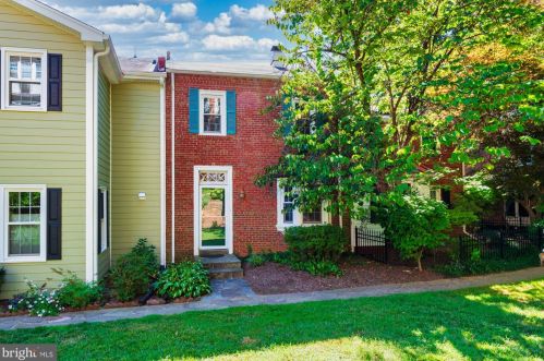 5010 V St, Washington, DC 20007-1550
