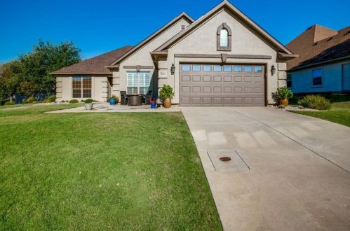 9632 Colbert Cv, Denton, TX 76207-5608