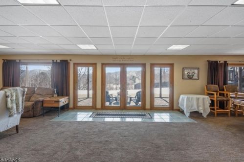 1 Mohawk Xing, Wantage NJ  07461-4539 exterior