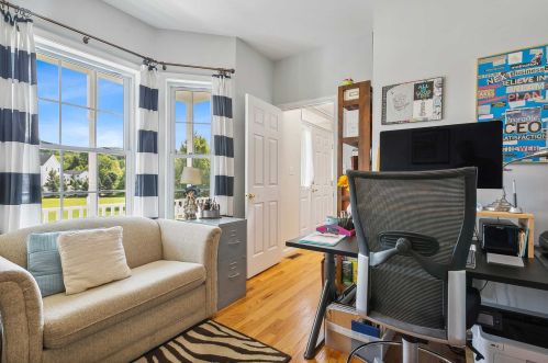 39 Robin Ct, Poughquag NY  12570-4508 exterior