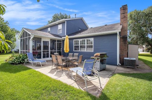 15677 Luminaire Ct, Mishawaka IN  46545-1578 exterior