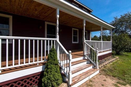 56 Bryant Rd, Belmont NH  03220-3626 exterior