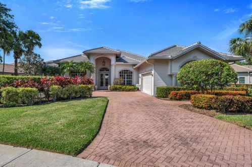 5890 Rolling Oaks Ct, Naples, FL 34110-2303