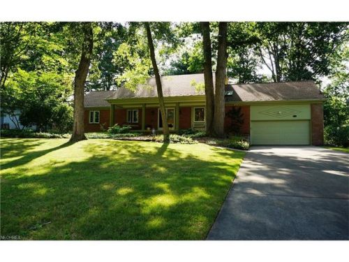 5198 Sampson Dr, Youngstown OH  exterior