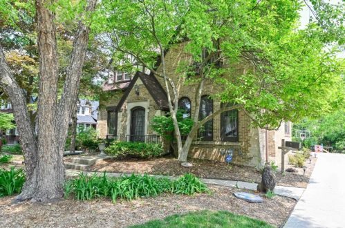 550 68, Milwaukee WI 53214-0016 exterior