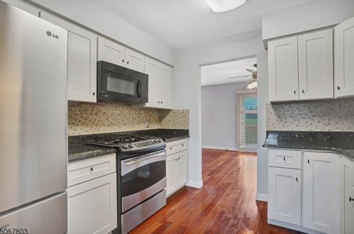 10 Olive Ct, Flemington NJ  08822-3037 exterior