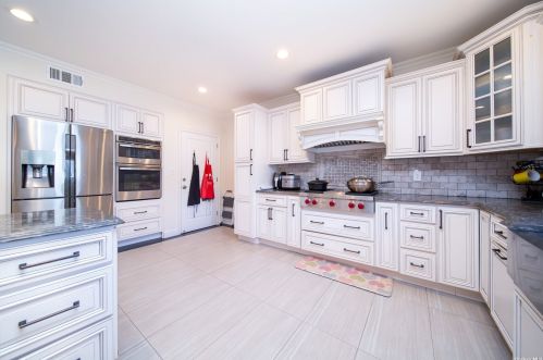 68 16th St, Muttontown, NY 11753-2419
