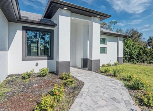 4125 19th Pl, Cape Coral FL  33904-8037 exterior