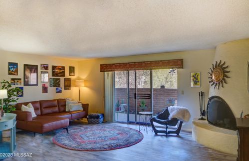4913 Placita Arenosa, Tucson, AZ 85718-5422