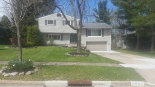 9382 Monticello Dr, Twinsburg, OH 44087-1525