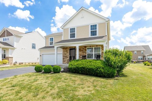 2176 Derby Dr, Marysville, OH 43040-8143