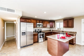 14220 37th Pl, Phoenix, AZ 85032-5737