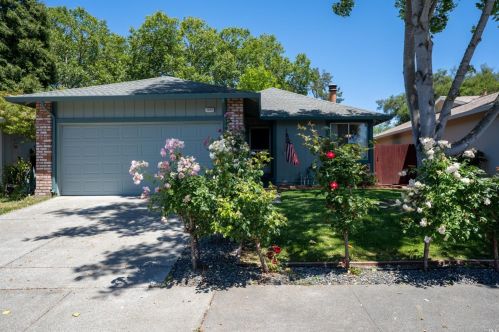 1010 Waterbrook Ct, Santa Rosa, CA 95401-4972