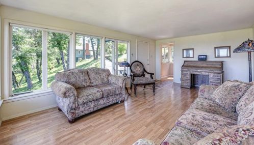 23509 Barnes Ln, Cape Horn CA  exterior