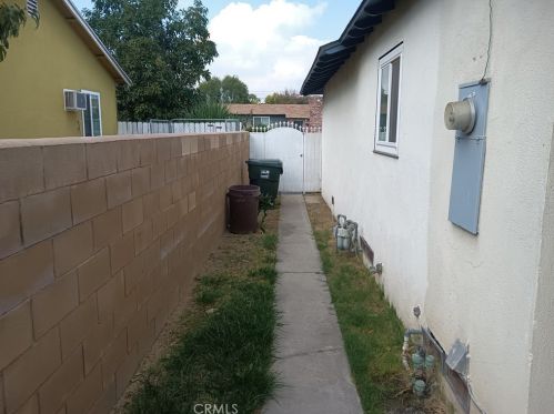 2487 7th St, San Bernardino CA  92410-1113 exterior