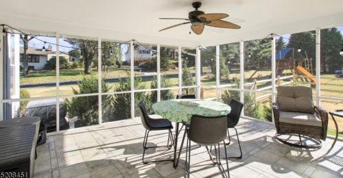 466 Bayberry Ln, Mountainside NJ  07092-1401 exterior