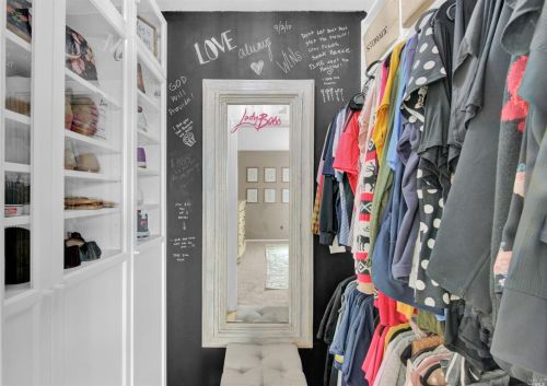 1718 Lindo St, Benicia CA  94510-2338 exterior