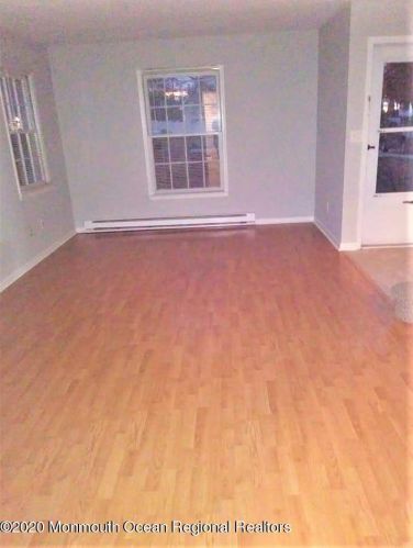 624 Mistletoe Ave, Point Pleasant Beach NJ  08742-2706 exterior