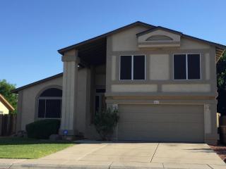 8403 Emile Zola Ave, Peoria, AZ 85381-4870