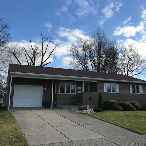 63 Monterey Rd, Tonawanda, NY 14150-5517