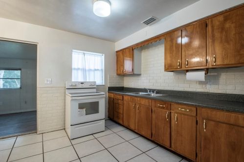 2355 35 St, Saint Petersburg FL  33713-3553 exterior