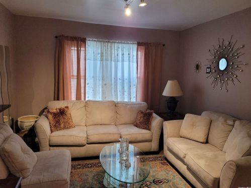 97-19 89th St, Jamaica NY  11421-1323 exterior