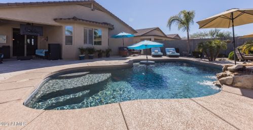 36056 Matthews Dr, San Tan Valley AZ  85143-3549 exterior