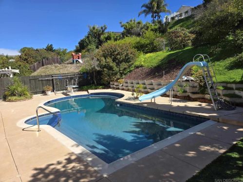 6319 Lake Athabaska Pl, San Diego CA  92119-3526 exterior