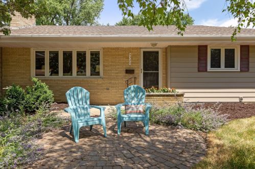5320 Thotland Rd, Minneapolis, MN 55422-4722