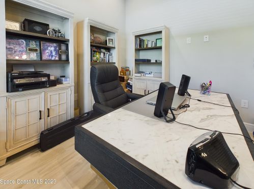 950 Yearling Trl, Sebastian FL  32958 exterior