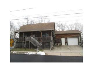41 John St, Helmetta, NJ 08828-1003