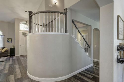 6826 Kilconnell Dr, Elk Grove CA 95758-4489 exterior