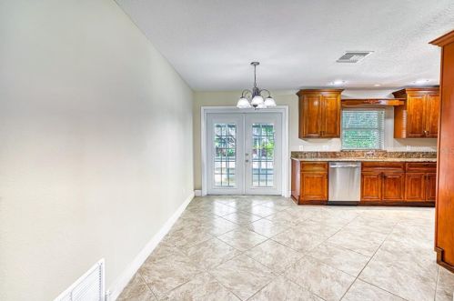 524 Floyd Cir, Deltona FL 32725-5645 exterior