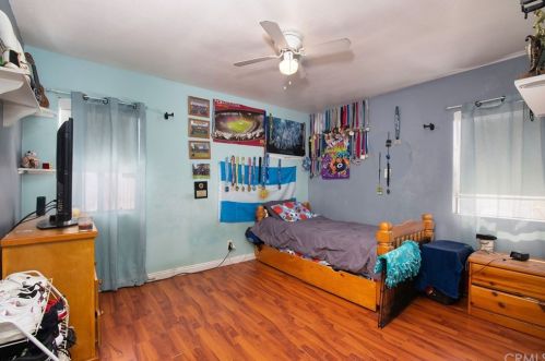 10109 Rosewood Ave, South Gate CA  90280-6461 exterior