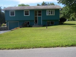 10 Masker Rd, Glenwood, NJ 07418-1930