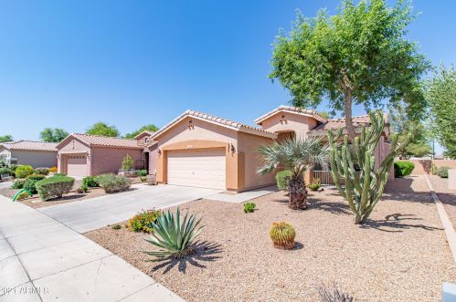 5288 Citrus Ln, Gilbert, AZ 85298-5311