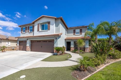 52984 Alba St, Lake Elsinore CA  92532-1651 exterior