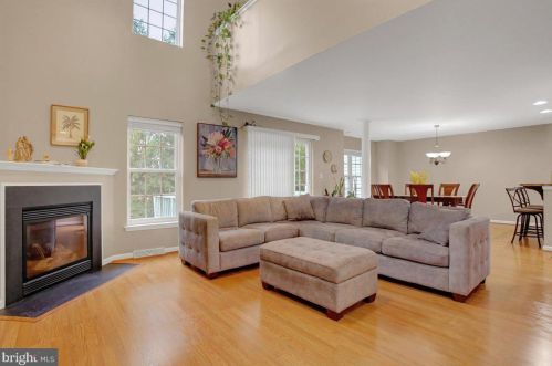 1816 Serene Way, Lancaster PA  17602-7001 exterior