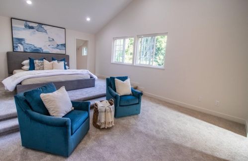 1527 Linda Sue Ln, Encinitas CA  92024-2424 exterior