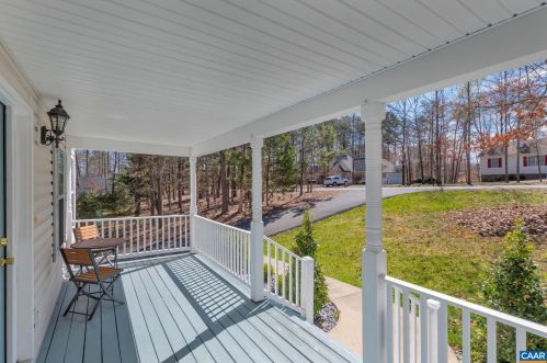 294 Jefferson Dr, Bybee VA  22963-2606 exterior