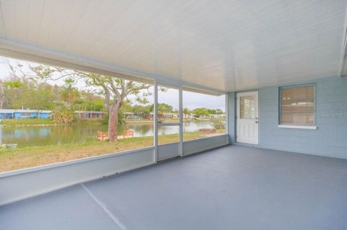 7127 Ashwood Dr, Port Richey FL  34668-1401 exterior