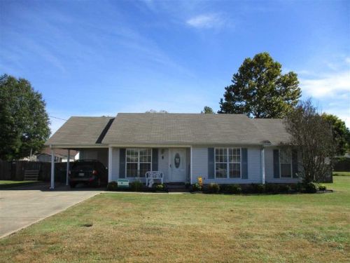 2850 Ward Dr, Dyersburg, TN 38024-2299