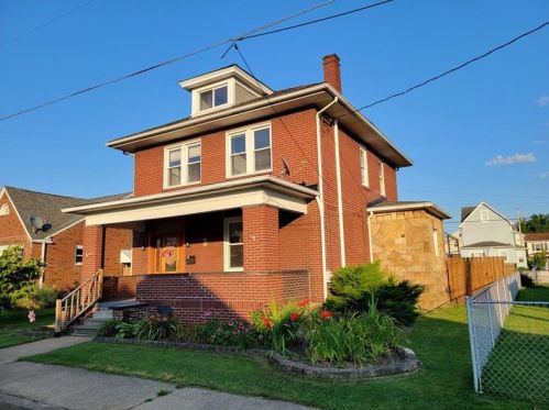 109 Washington St, Latrobe, PA 15650-1460